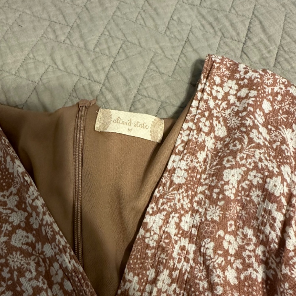 Alterdstate Dress - Picture 4 of 4